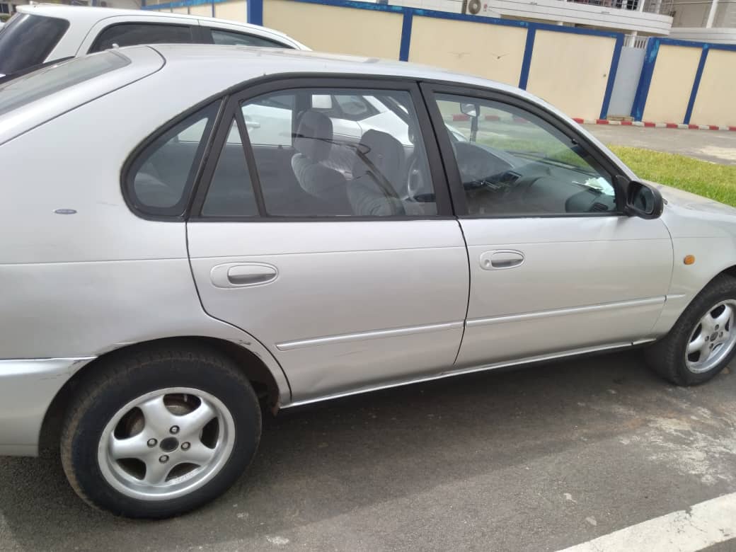 Toyota corolla e100 универсал