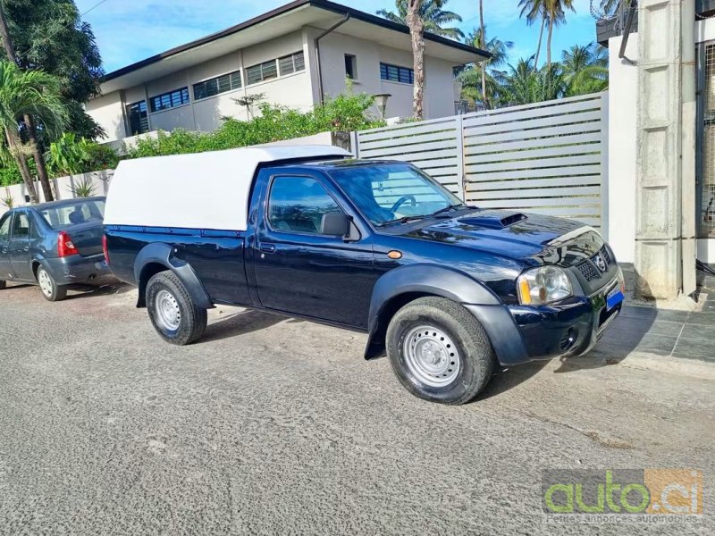 Nissan Np300