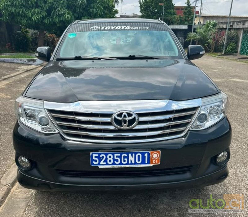 Toyota Fortuner 