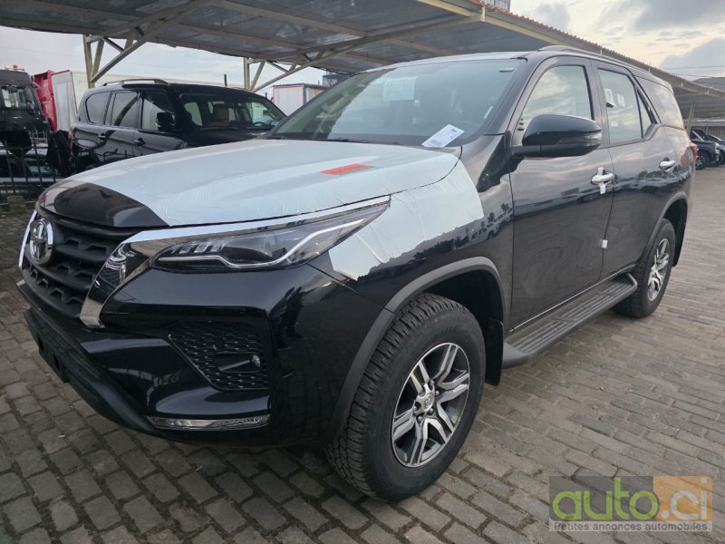 Toyota Fortuner 