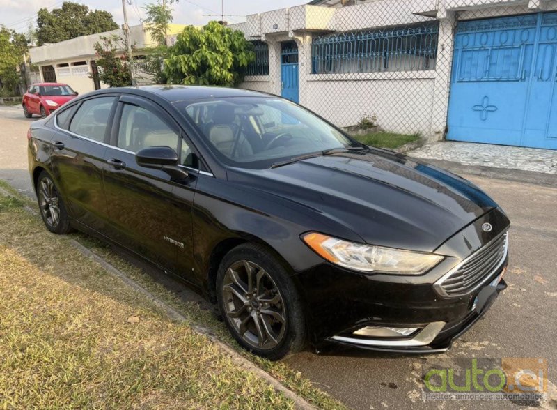 Photo 2 AUTO.CI : Ford Fusion Hybride 