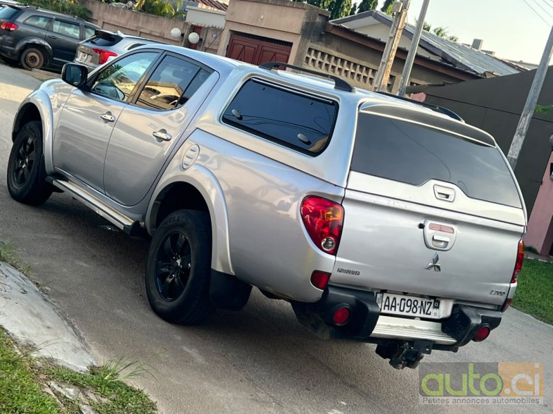 Photo 2 AUTO.CI : Mitsubishi L200 2.0L
