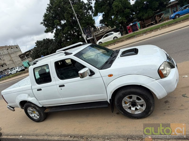 Photo 2 AUTO.CI : Nissan Pick-Up hard body