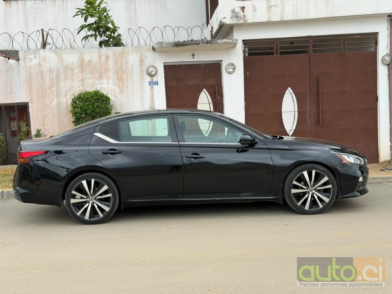 Photo 2 AUTO.CI : Nissan 100 modèle altima moteur 2.0 