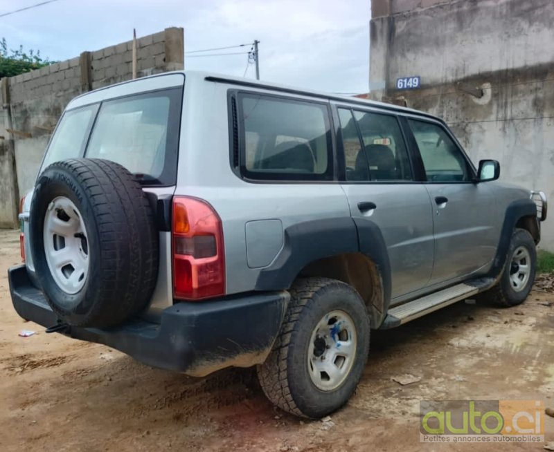 Photo 2 AUTO.CI : Nissan Patrol 3.0L