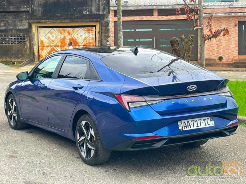 Photo 2 AUTO.CI : Hyundai Elantra 1.6 moteur modèle full op