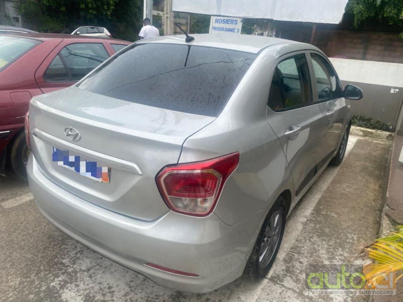 Photo 2 AUTO.CI : Hyundai I10 2.0L