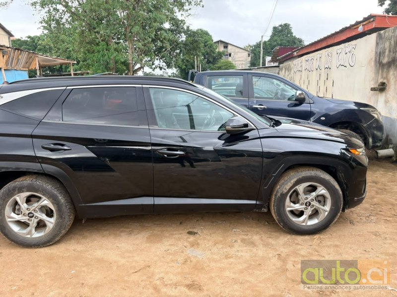 Photo 2 AUTO.CI : Hyundai Tucson 2.0L moteur 4cylindres 
