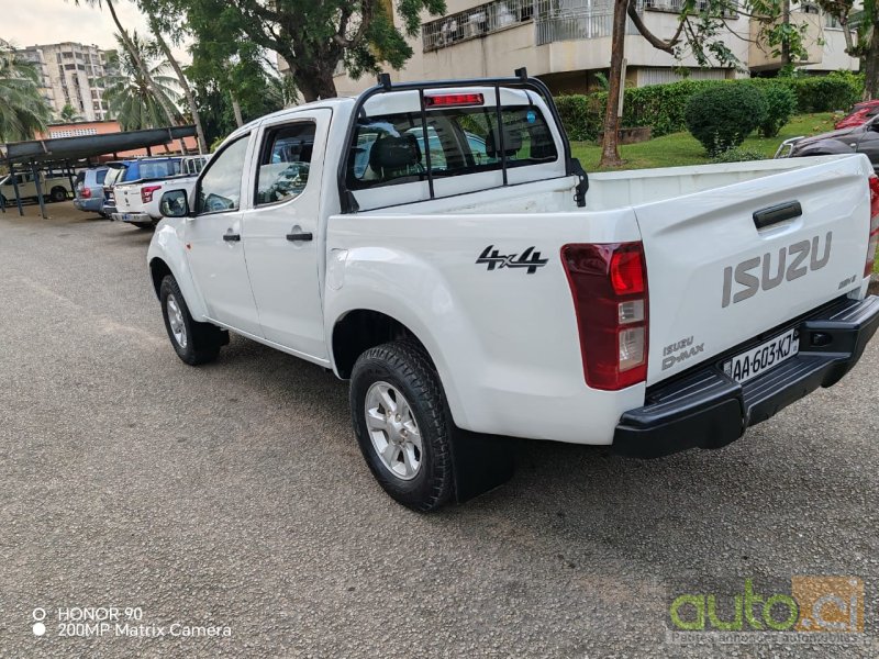 Photo 2 AUTO.CI : Isuzu D-MAX 4 cylindre