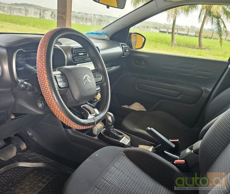 Photo 2 AUTO.CI : Citroën C4 Cactus 2.0L