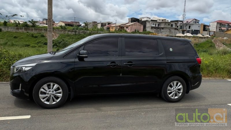 Photo 2 AUTO.CI : KIA Carnival 2.0L 2clé 7places 
