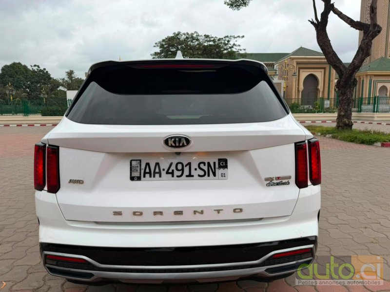 Photo 2 AUTO.CI : KIA Sorento 4 cylindre