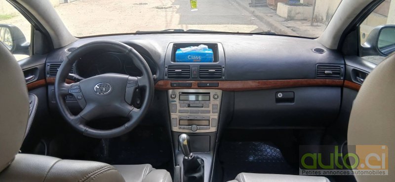 Photo 2 AUTO.CI : Toyota Avensis LINEA SOL