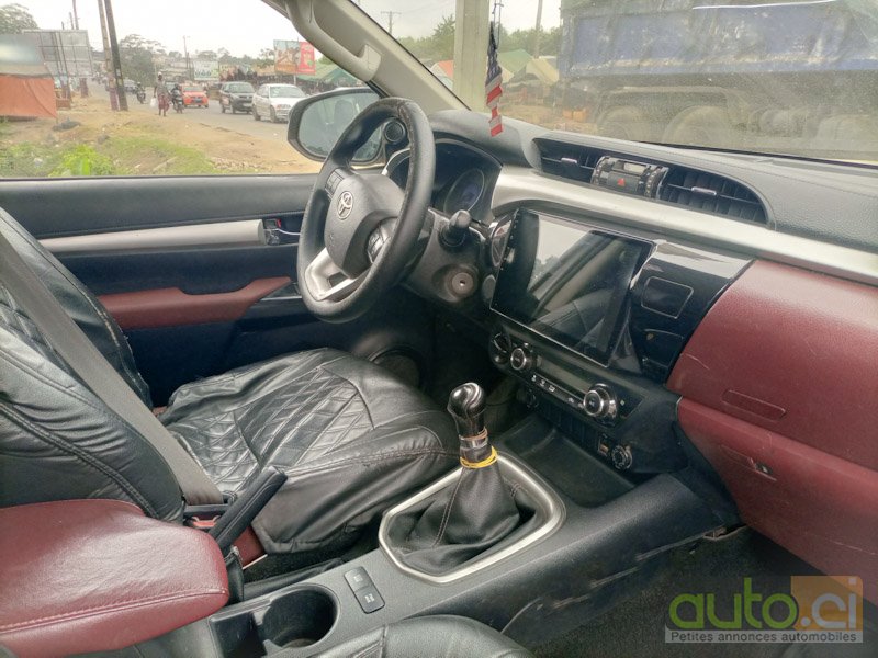 Photo 2 AUTO.CI : Toyota Hilux 2016