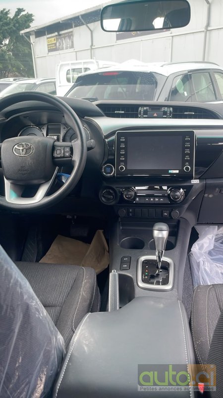 Photo 2 AUTO.CI : Toyota Hilux SR5