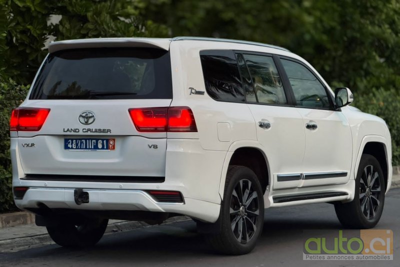 Photo 2 AUTO.CI : Toyota Land Cruiser 4.5L moteur V8