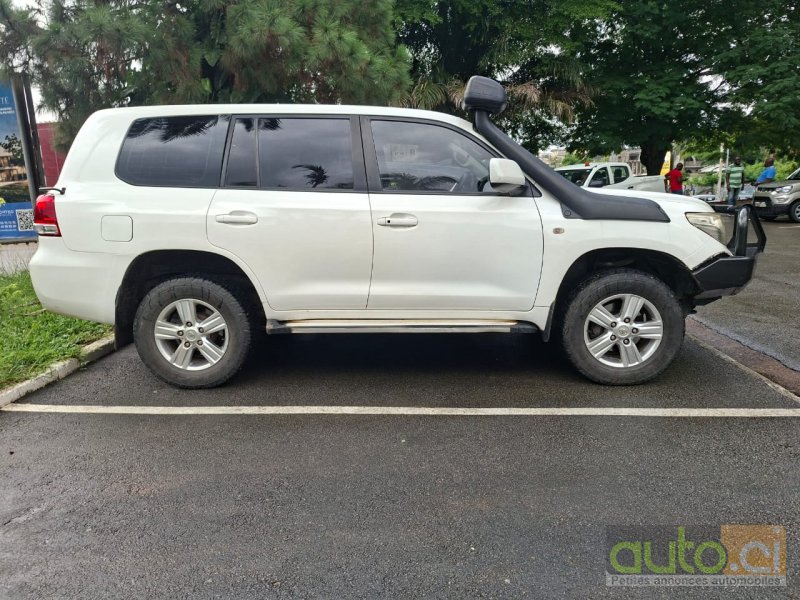 Photo 2 AUTO.CI : Toyota Land Cruiser Moteur V8 