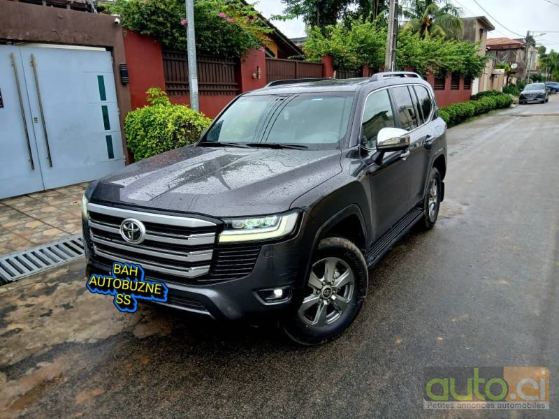 Photo 2 AUTO.CI : Toyota Landcruiser 3.0L moteur v6 modèle VX