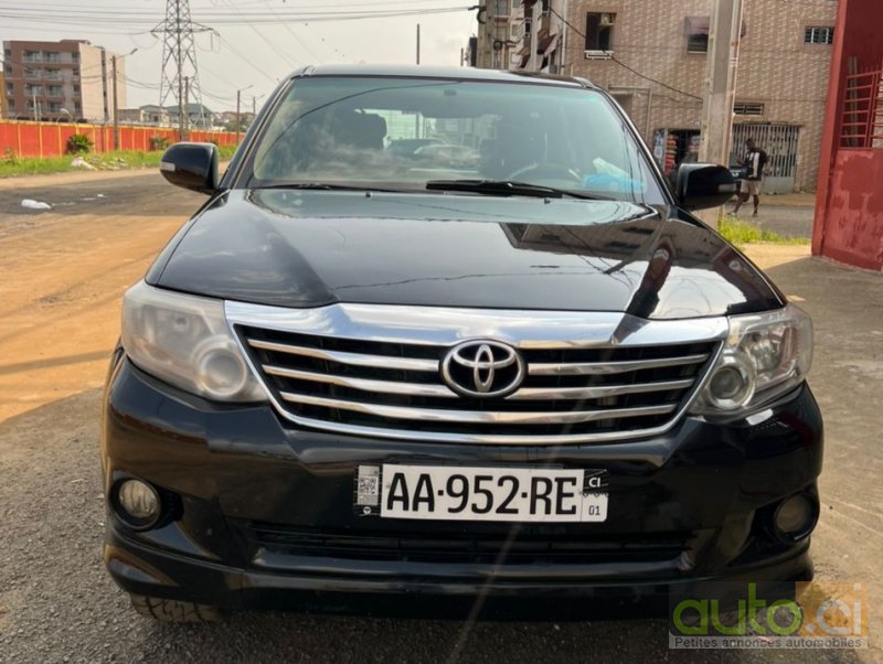 Photo 2 AUTO.CI : Toyota Fortuner  2.0L