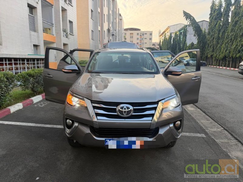 Photo 2 AUTO.CI : Toyota Fortuner  2.0L 