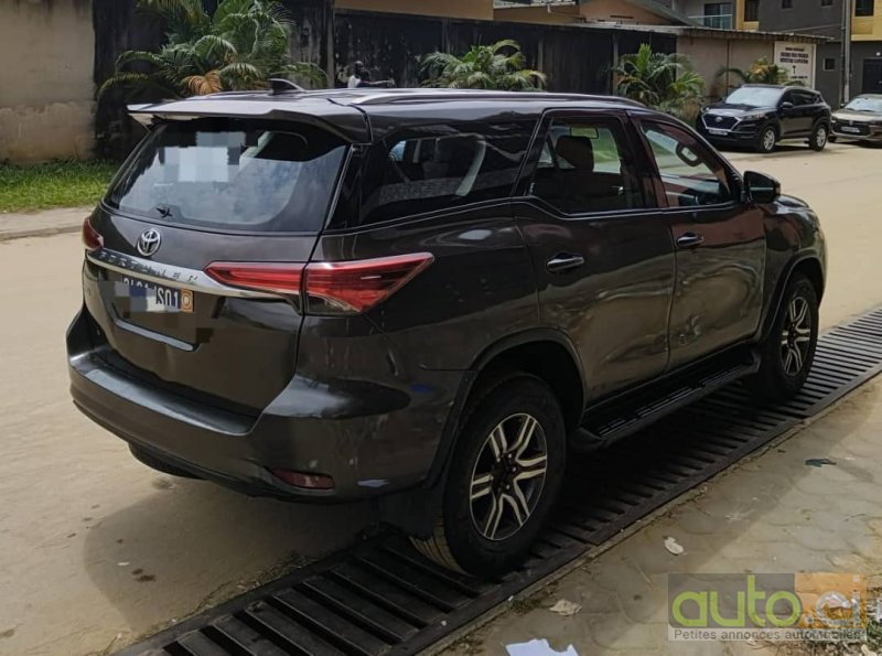Photo 2 AUTO.CI : Toyota Fortuner  1.6
