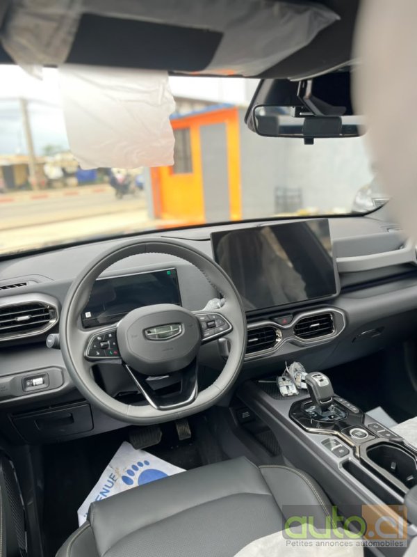 Photo 3 AUTO.CI : Geely New Coolray 1.5 TD 181 ch