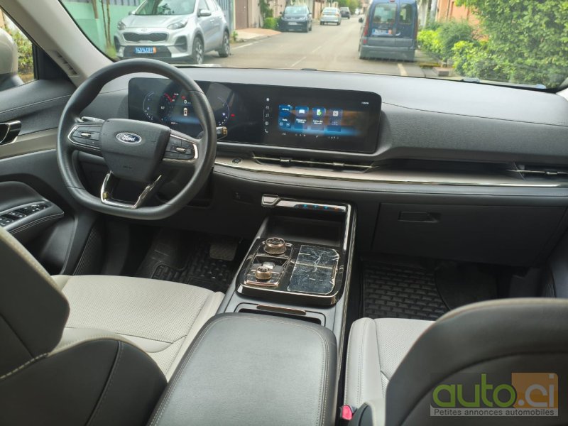 Photo 3 AUTO.CI : Ford Tourneo 2.0 Full option