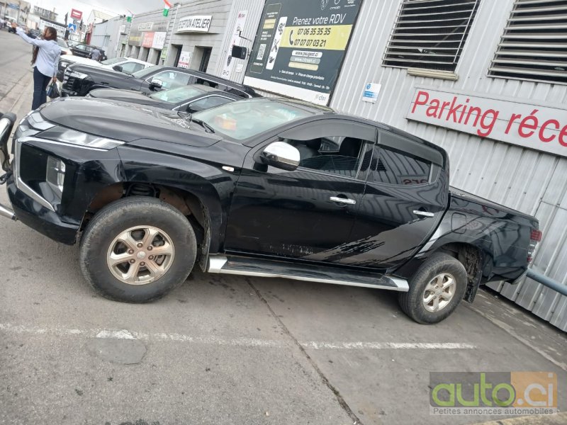Photo 3 AUTO.CI : Mitsubishi L200 Full option