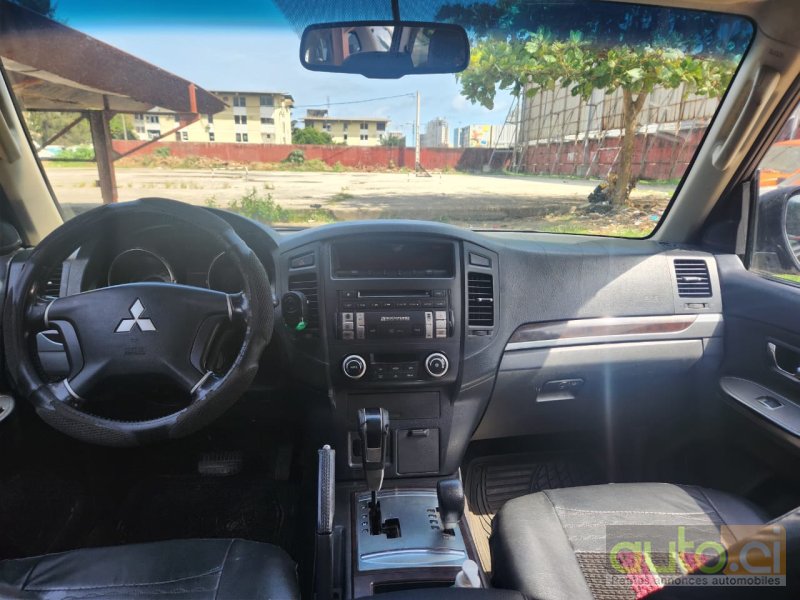 Photo 3 AUTO.CI : Mitsubishi Pajero 2.0L