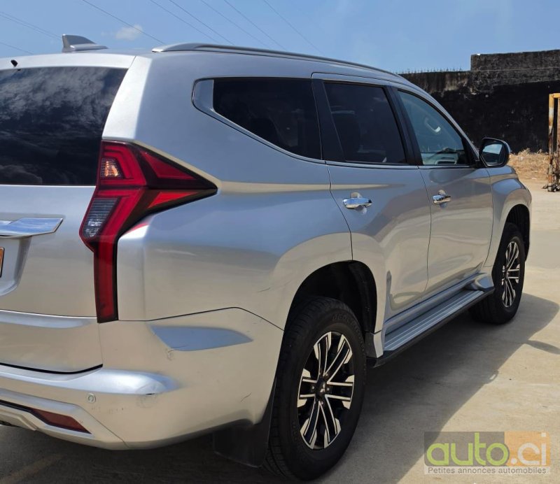 Photo 3 AUTO.CI : Mitsubishi Pajero Sport V6 Full option
