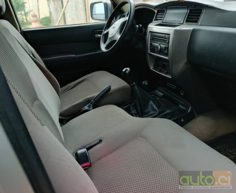 Photo 3 AUTO.CI : Nissan Patrol 3.0L