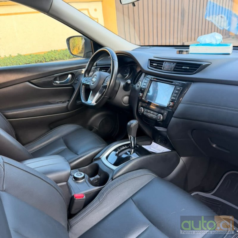 Photo 3 AUTO.CI : Nissan X-Trail 2.0