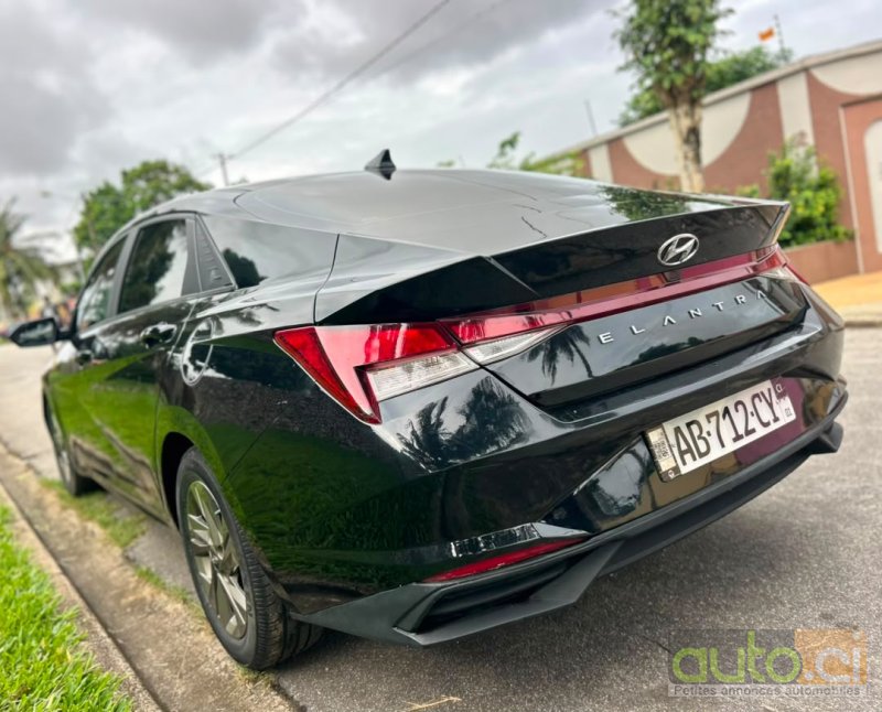 Photo 3 AUTO.CI : Hyundai Elantra 2.0L