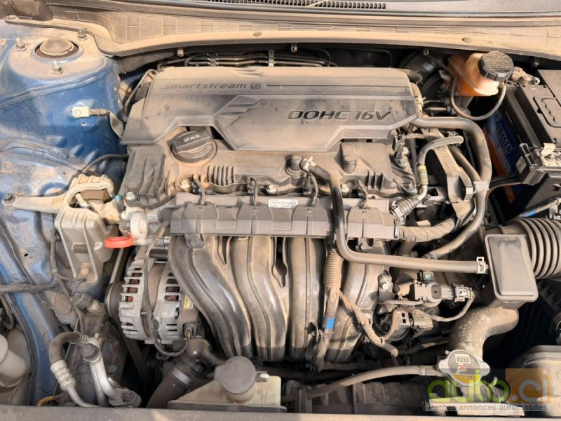 Photo 3 AUTO.CI : Hyundai Elantra 2.0l