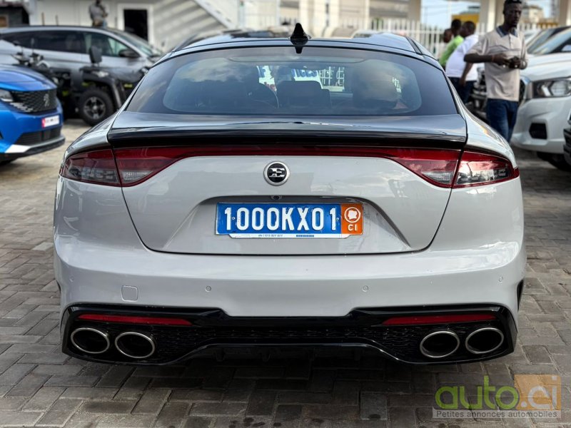 Photo 3 AUTO.CI : KIA Stinger 3.0 moteur v6