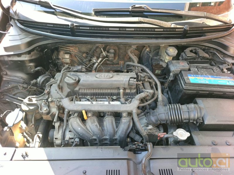 Photo 3 AUTO.CI : KIA Rio 2.0