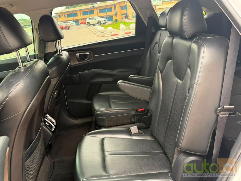Photo 3 AUTO.CI : KIA Sorento 4 cylindre