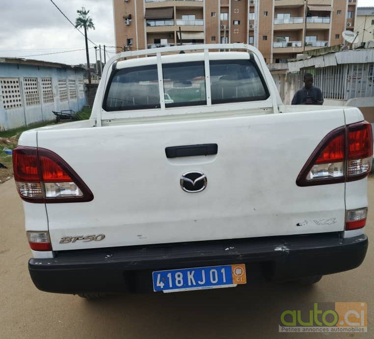 Photo 3 AUTO.CI : Mazda BT-50 2.0