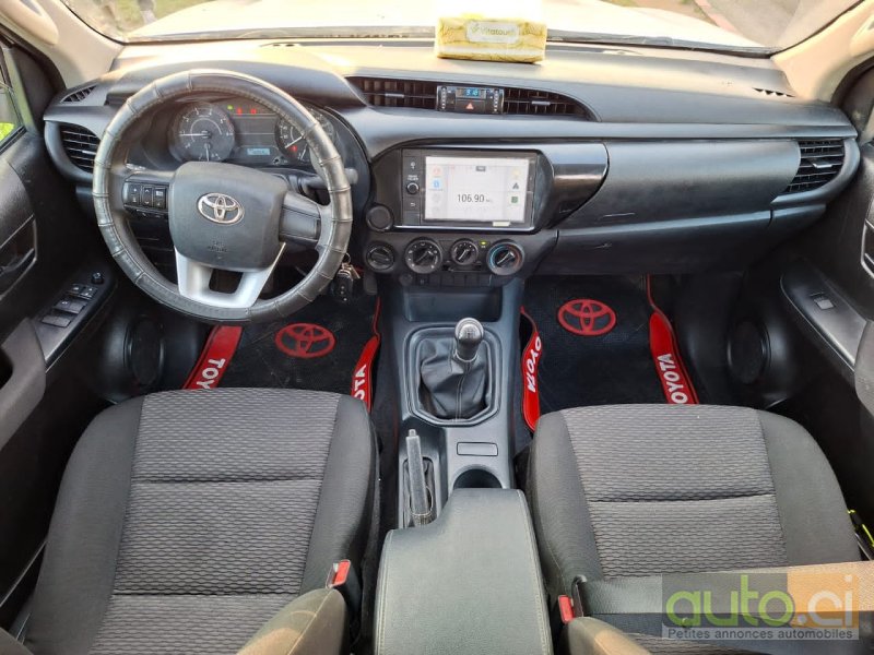 Photo 3 AUTO.CI : Toyota Hilux 2.0