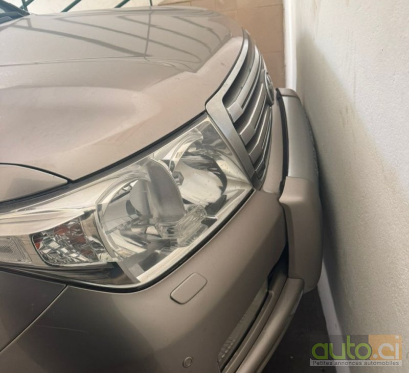 Photo 3 AUTO.CI : Toyota Land Cruiser Moteur V8 