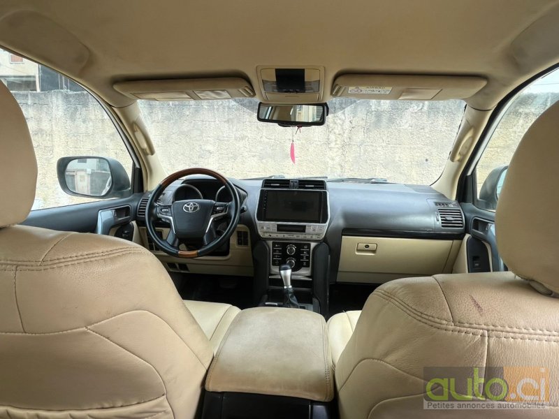 Photo 3 AUTO.CI : Toyota Land Cruiser Américain 