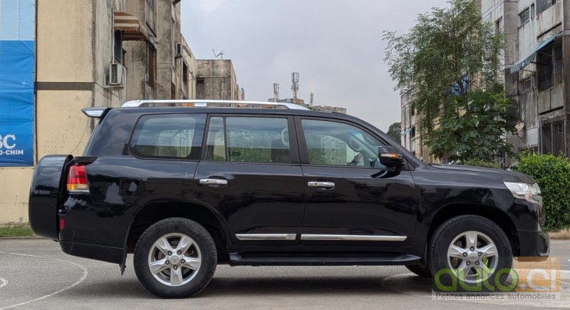 Photo 3 AUTO.CI : Toyota Land Cruiser modèle VX