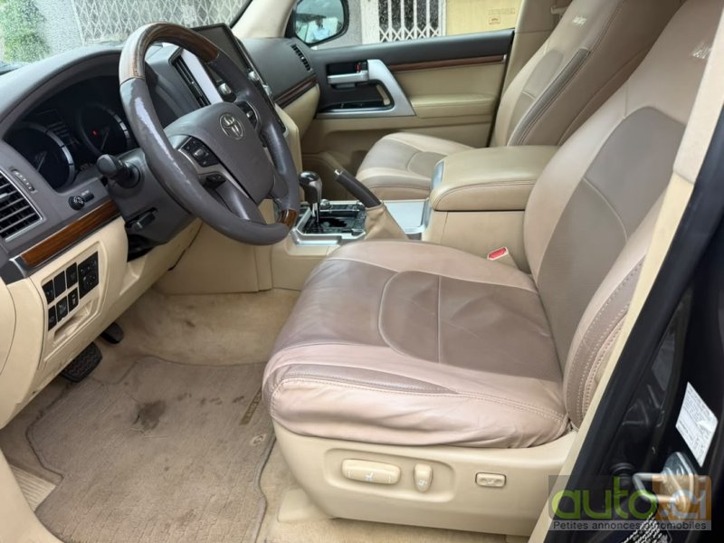 Photo 3 AUTO.CI : Toyota Land Cruiser 2.5L