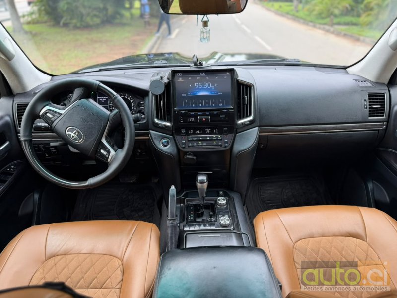 Photo 3 AUTO.CI : Toyota Land Cruiser GR-X