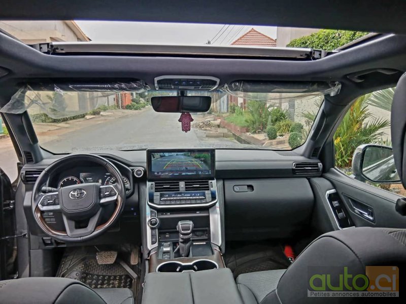 Photo 3 AUTO.CI : Toyota Landcruiser 3.0L moteur v6 modèle VX