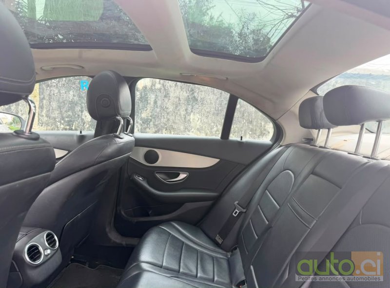 Photo 3 AUTO.CI : Mercedes Classe C Full option