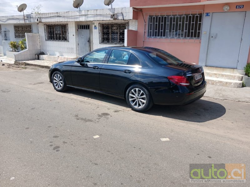 Photo 3 AUTO.CI : Mercedes Classe E 200