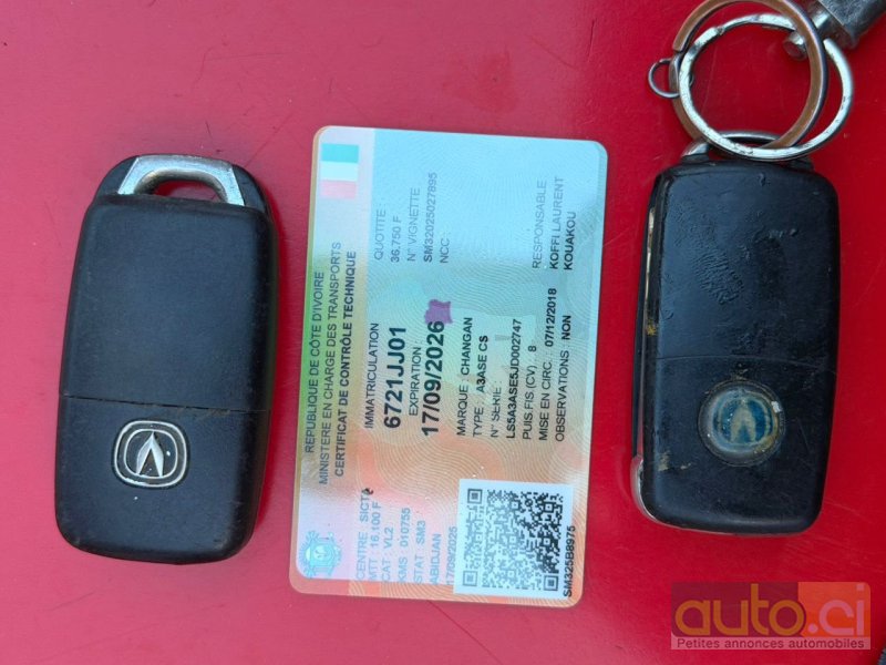 Photo 4 AUTO.CI : Changan CS15 2.0L