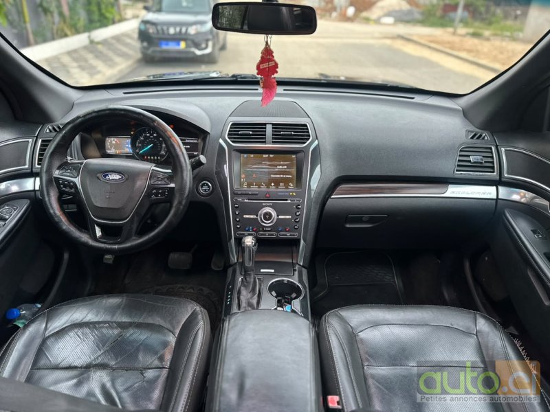 Photo 4 AUTO.CI : Ford Explorer V6