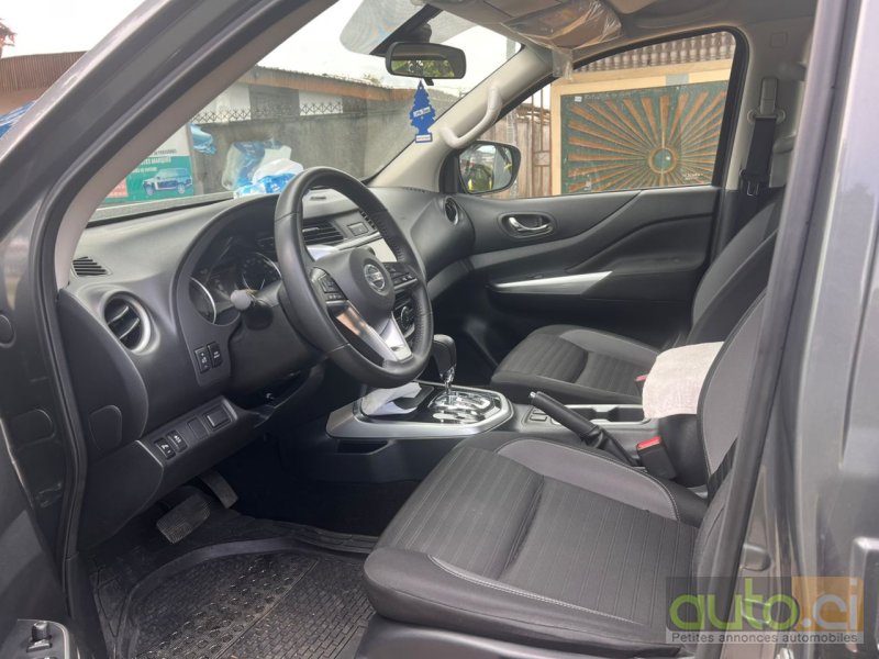 Photo 4 AUTO.CI : Nissan Pick-Up Automatique 